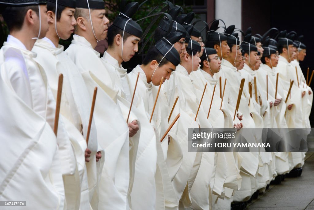 JAPAN-RELIGION-YASUKUNI-FESTIVAL