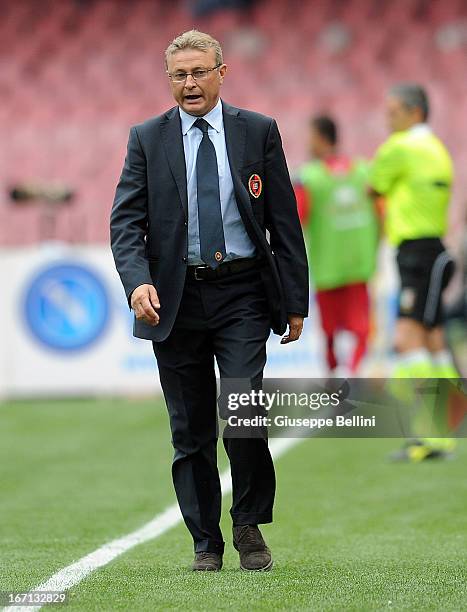 Ivo Pulga, head coach of Cagliari leaves the pitch after the expulsion during the Serie A match between SSC Napoli and Cagliari Calcio at Stadio San...