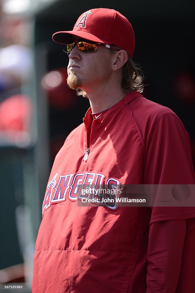 Los Angeles Angels of Anaheim v Texas Rangers