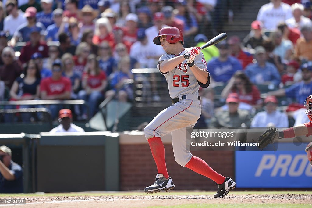 Los Angeles Angels of Anaheim v Texas Rangers