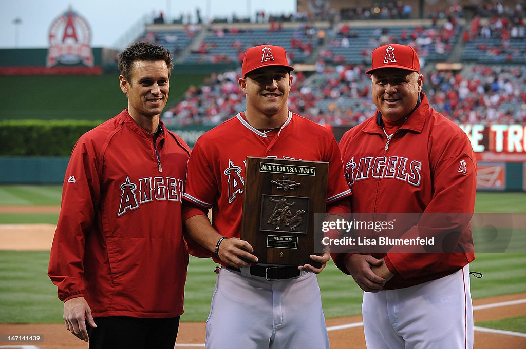 Houston Astros v Los Angeles Angels of Anaheim