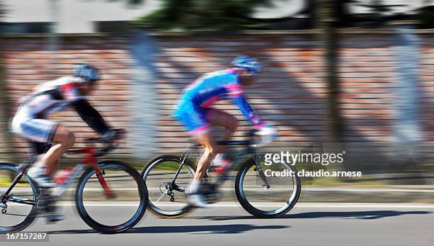 bicicleta de carreras. imagen de color - doping fotografías e imágenes de stock