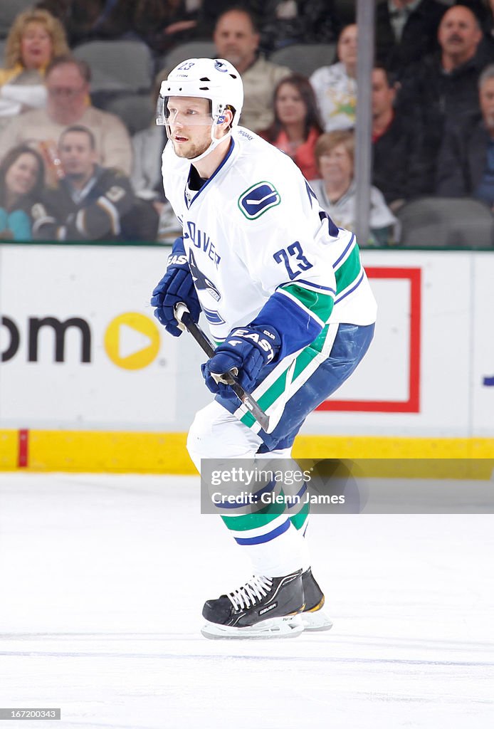 Vancouver Canucks v Dallas Stars