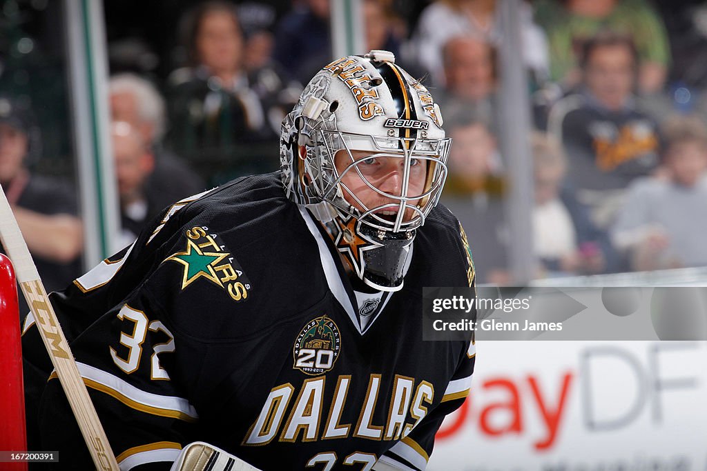 Vancouver Canucks v Dallas Stars