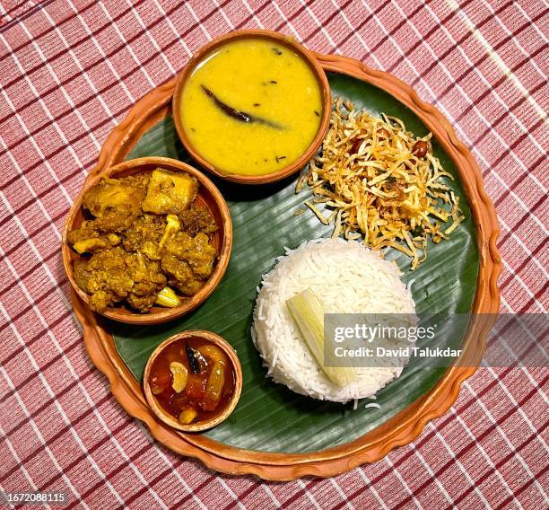 traditional bengali food - west bengal stock pictures, royalty-free photos & images
