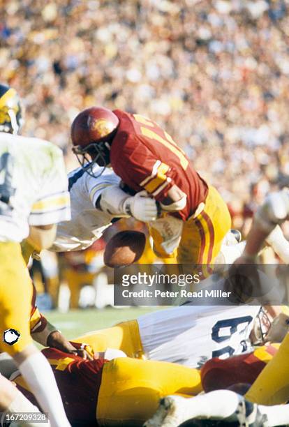 USC Charles White in action, making fumble vs Michigan at Rose Bowl... News  Photo - Getty Images