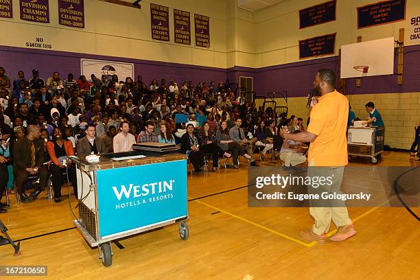 Justin Rocco 54 Canarsie High School Photos & High Res Pictures - Getty Images
