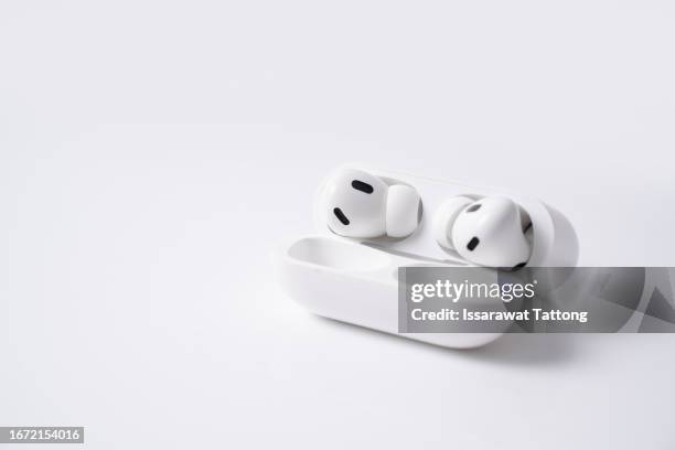 airpods pro 2nd - phone with case ears stock pictures, royalty-free photos & images