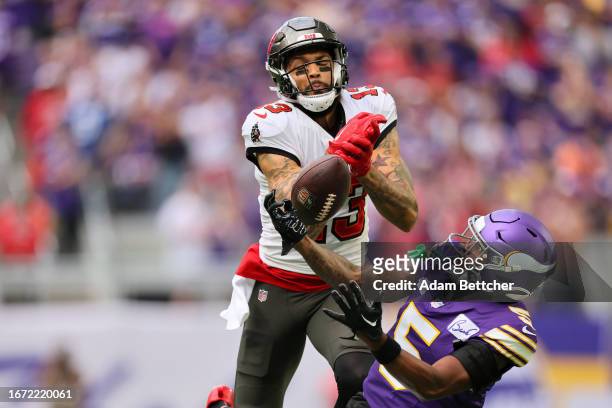 Mekhi Blackmon of the Minnesota Vikings breaks up a pass intended for Mike Evans of the Tampa Bay Buccaneers in the first quarter of a game at U.S....