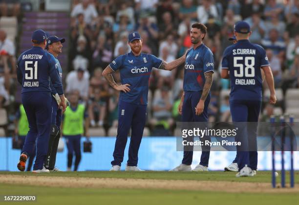 Reece Topley of England celebrates after taking the wicket of Glenn Phillips of New Zealand during the 2nd Metro Bank One Day International match...