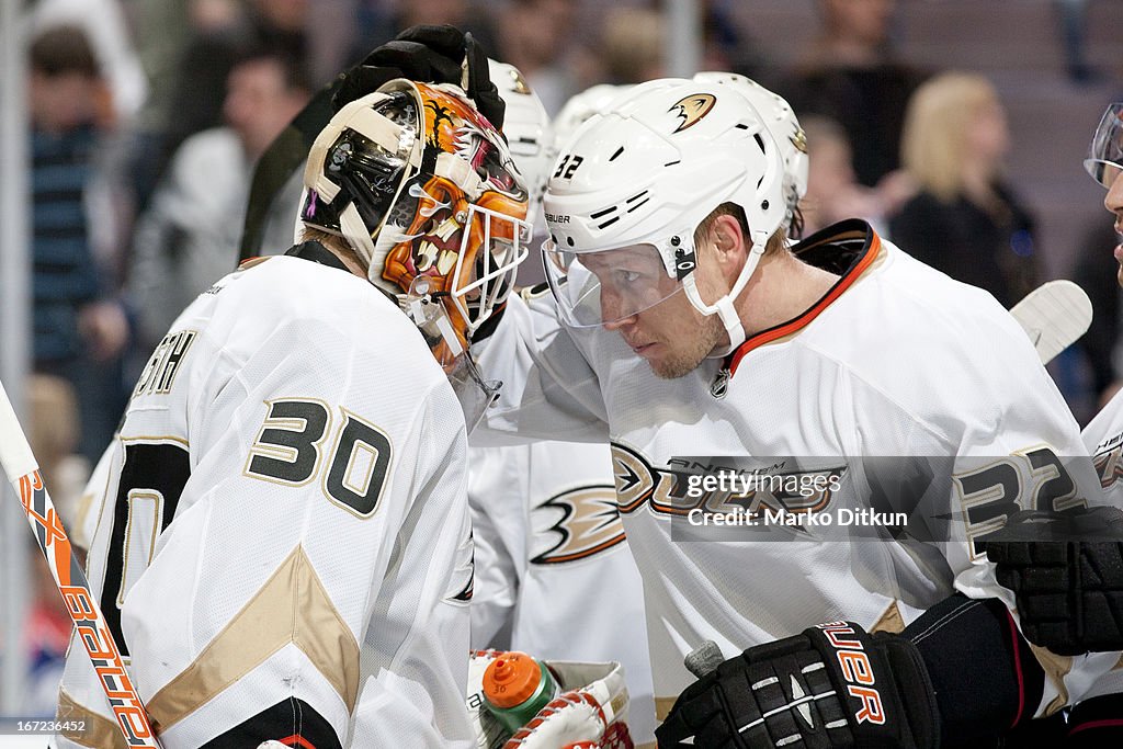 Anaheim Ducks v Edmonton Oilers