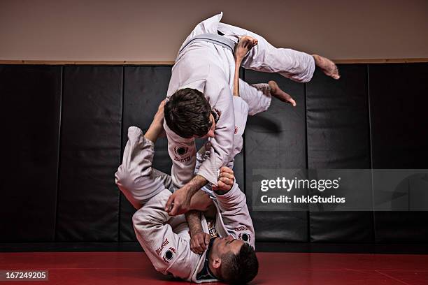 jiu jitsu - jujitsu stock pictures, royalty-free photos & images