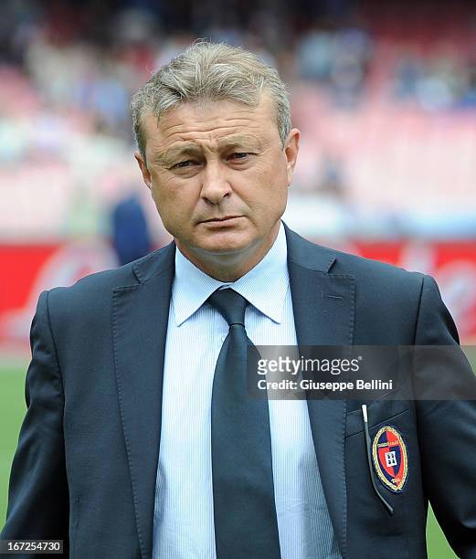 Ivo Pulga head coach of Cagliari during the Serie A match between SSC Napoli and Cagliari Calcio at Stadio San Paolo on April 21, 2013 in Naples,...