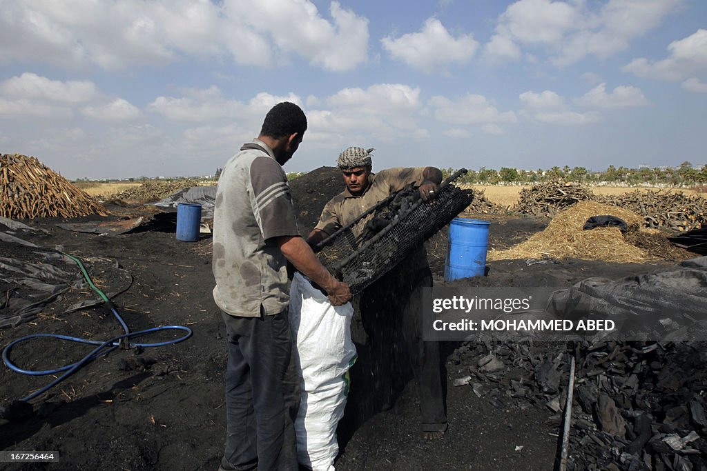 PALESTINIAN-GAZA-CHARCOAL