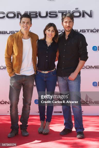 Actors Alex Gonzalez, Adriana Ugarte and Alberto Ammann attend the "Combustion" photocall on April 23, 2013 in Belmonte de Tajo, near of Madrid,...