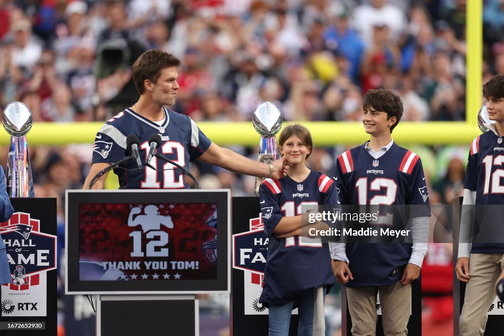 Philadelphia Eagles v New England Patriots
