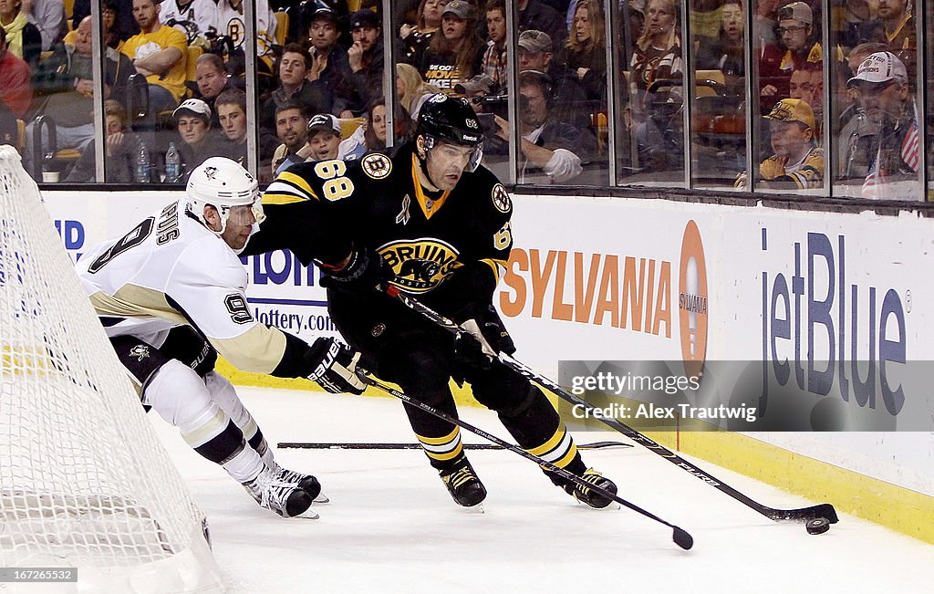 Pittsburgh Penguins v Boston Bruins