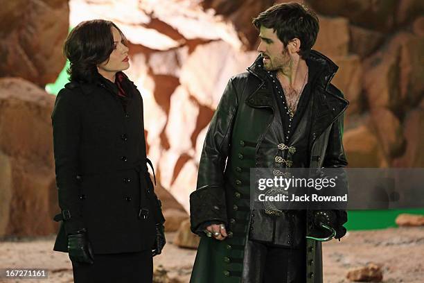 The Evil Queen" - With the aid of Hook, Regina attempts to put a plan in motion that will help transport herself and Henry back to Fairytale land....