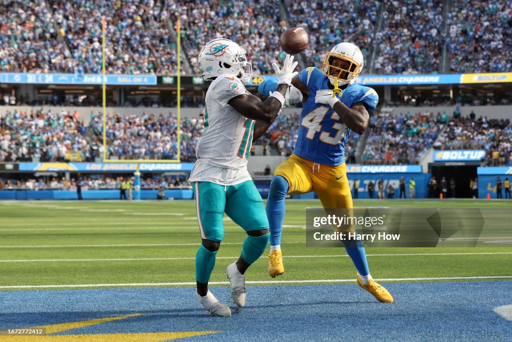 Miami Dolphins v Los Angeles Chargers