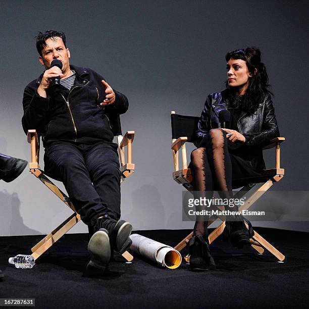 Director Danny Mulheron and actress Kate Elliott attend Meet the Filmmaker: "Fresh Meat" during the 2013 Tribeca Film Festival at the Apple Store...