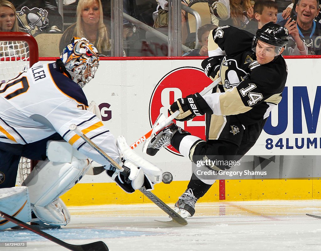 Buffalo Sabres v Pittsburgh Penguins