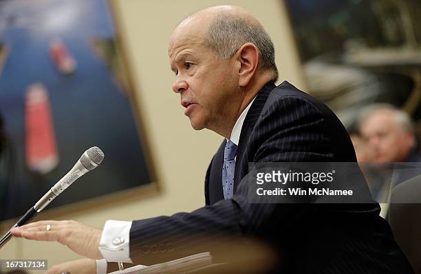 Administrator Michael Huerta testifies before a subcommittee of the House Appropriations committee on Capitol Hill April 24, 2013 in Washington, DC....