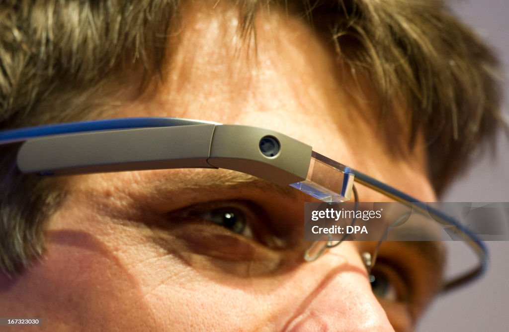 GERMANY-DIGITAL-INDUSTRY-NEXT-GOOGLE GLASS