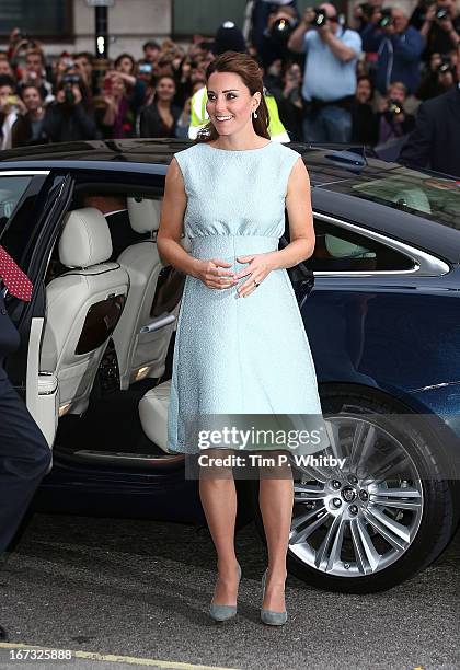 Catherine, Duchess of Cambridge attends an evening reception to celebrate the work of The Art Room charity at The National Portrait Gallery on April...