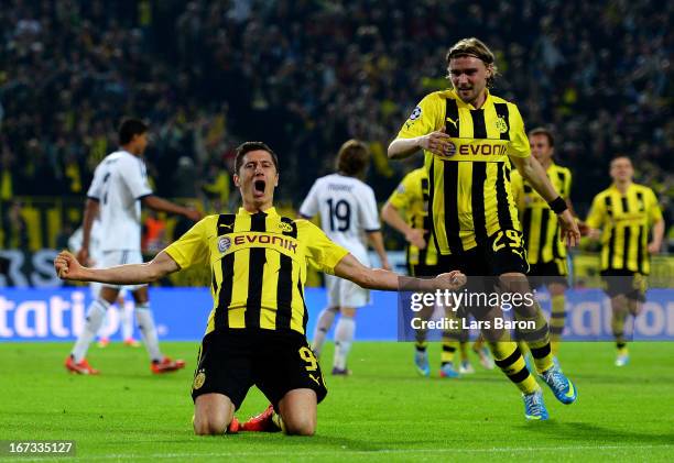 Robert Lewandowski of Borussia Dortmund celebrates after scoring his team's third goal during the UEFA Champions League semi final first leg match...