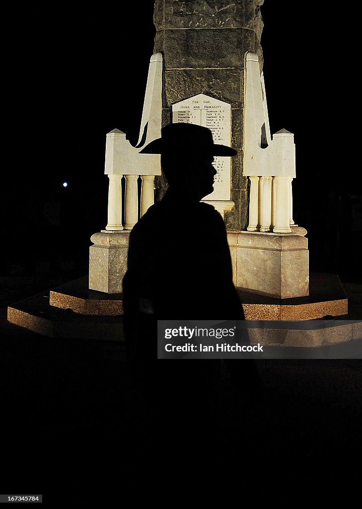 Australians Commemorate ANZAC Day