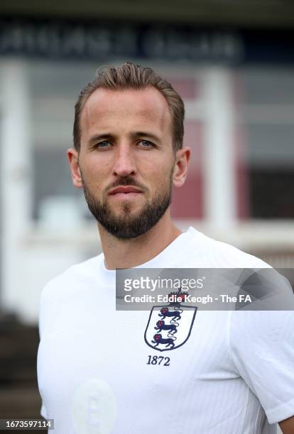 Harry Kane of England poses for a photo wearing a unique warm-up shirt ahead of the 150th Anniversary Heritage Match against Scotland at Hampden...