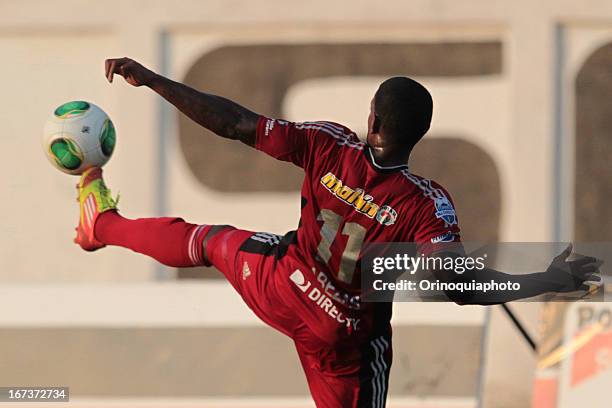 Fernando Cabezas of Caracas FC in action during a match between Llaneros de Guanare and Caracas FC as part of the Clausura Tournament 2013 at the...