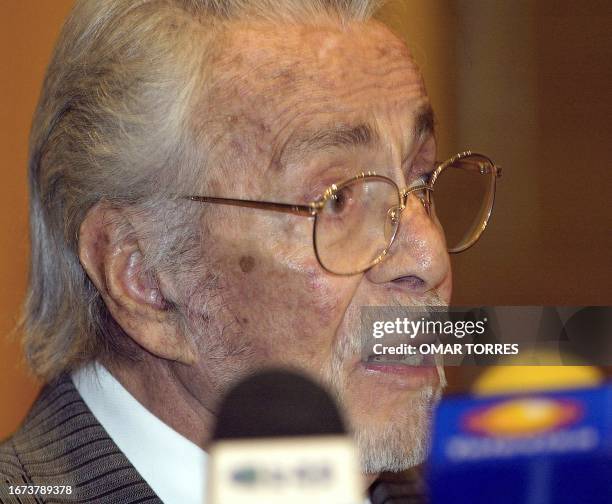 The Mexican producer Ernesto Alonso speaks during a press conference regarding the diva Maria Felix in a hotel in Mexico City, 27 August 2002. Alonso...