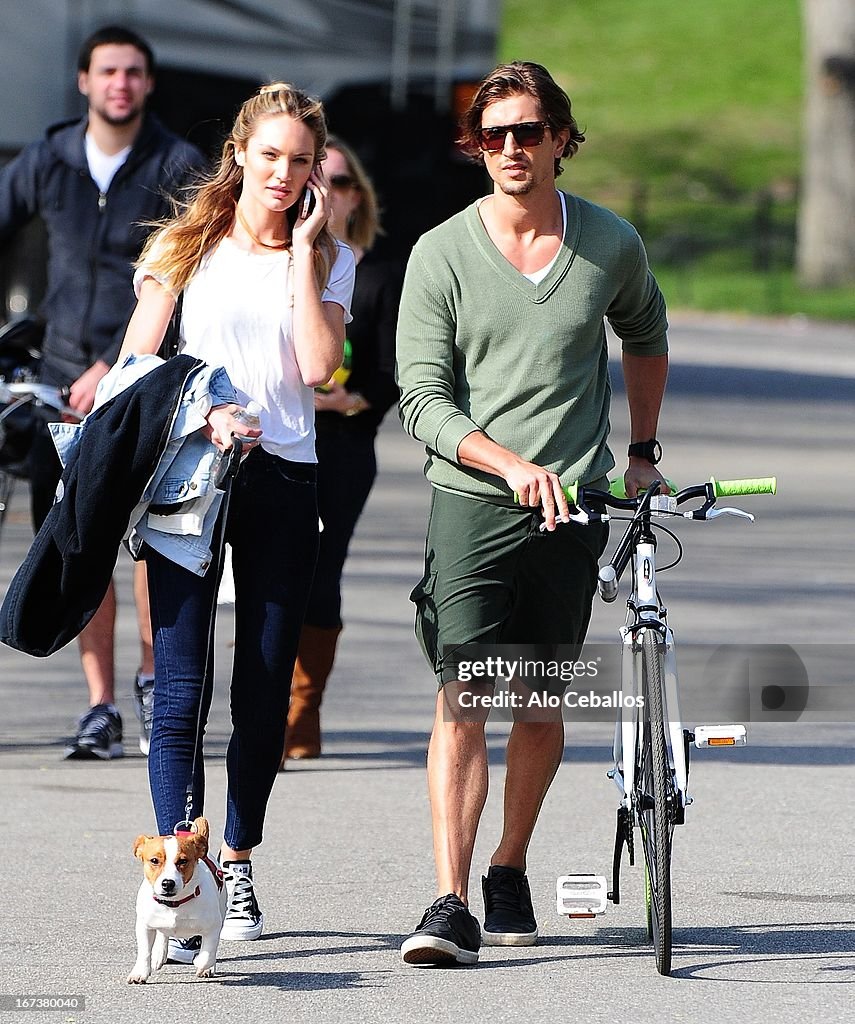 Candice Swanepoel and Hermann Nicoli seen in Central Park on April... News  Photo - Getty Images