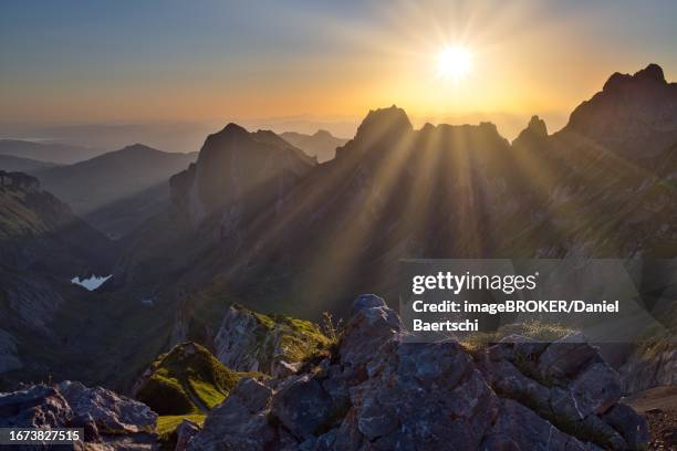 alpstein mountains at sunrise, view of seealpsee and hoher kasten mountain, canton appenzell innerrhoden, switzerland - appenzell innerrhoden stock pictures, royalty-free photos & images