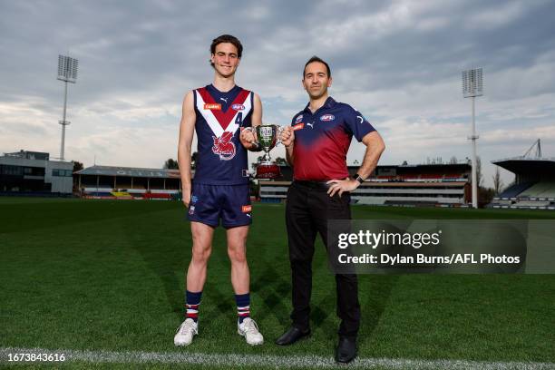 Rob Harding 48 William L Harding Stock Photos, High-Res Pictures, and Images ...