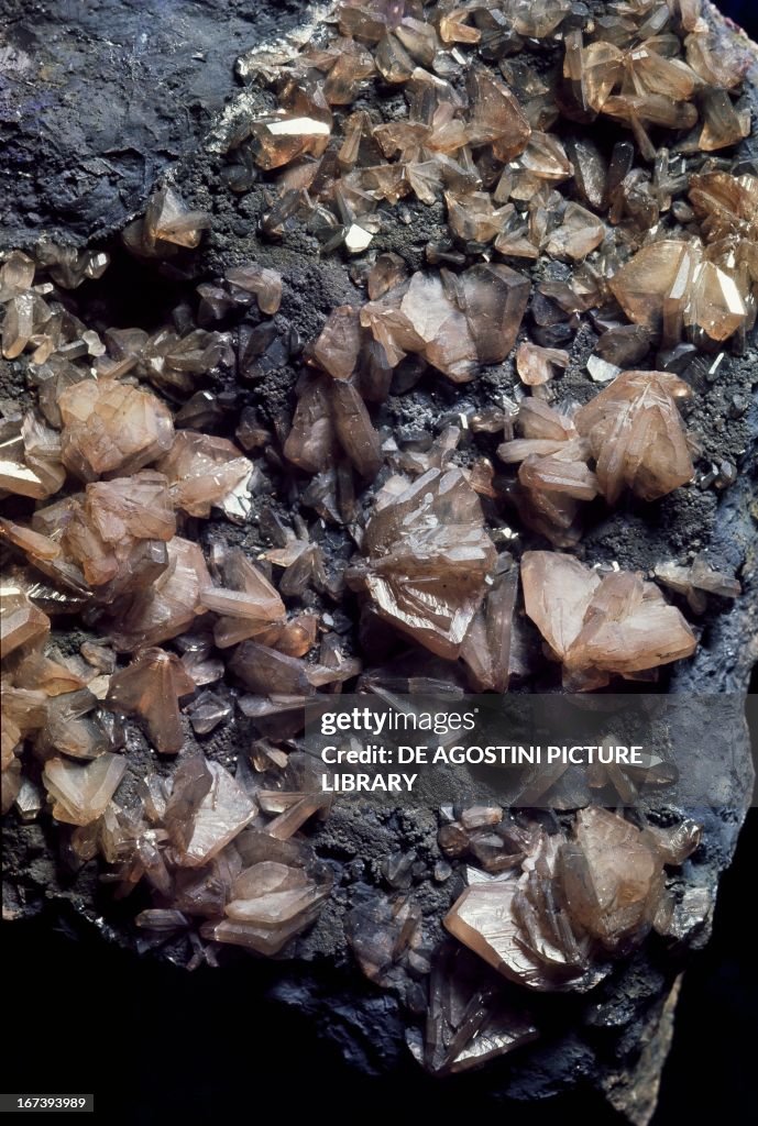 Group of geminated crystals of Cerussite