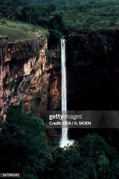 Veu de Noiva falls, Chapada dos Guimaraes, State of Mato Grosso, Brazil.