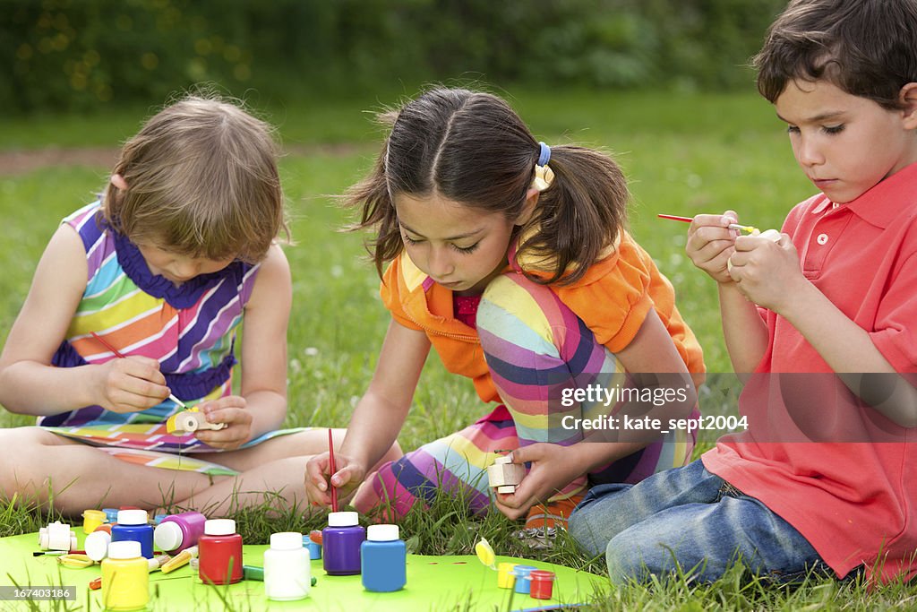 Outdoor creative activity for kids
