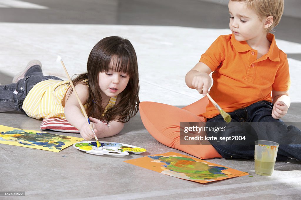 Art lessons for kids at home