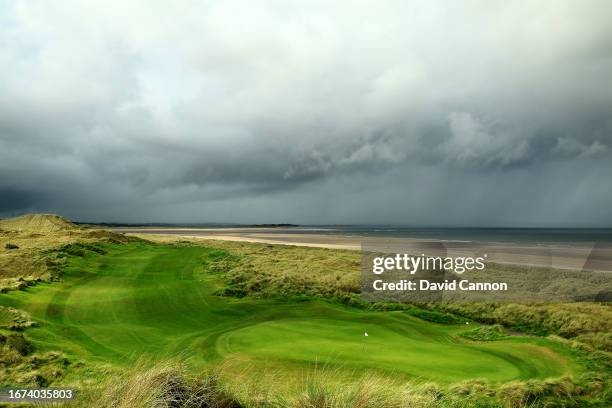 Inniscrone 37 Enniscrone Golf General View Stock Photos, High-Res Pictures, and ...