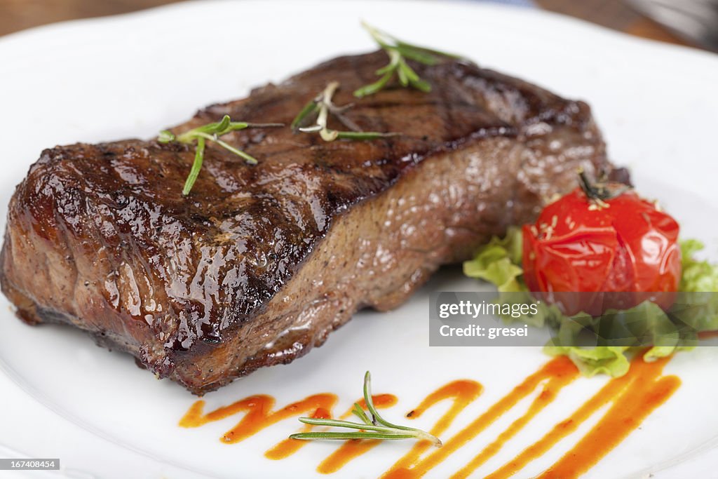 Gegrilltes steak