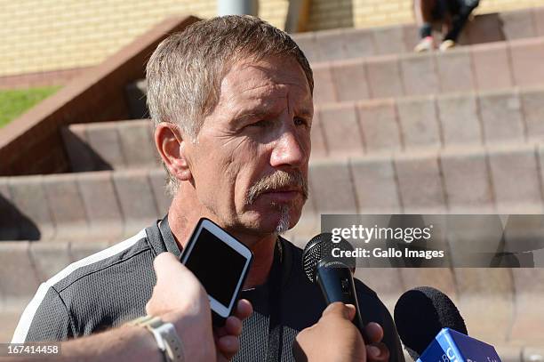 Stuart Baxter attends a Kaizer Chiefs training session at Naturena on April 25, 2013 in Johannesburg, South Africa.