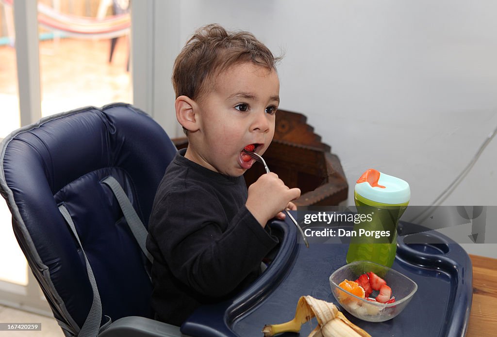 HUNGRY TODDLER