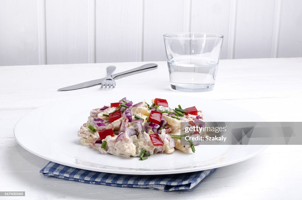 Kartoffelsalat mit Paprika