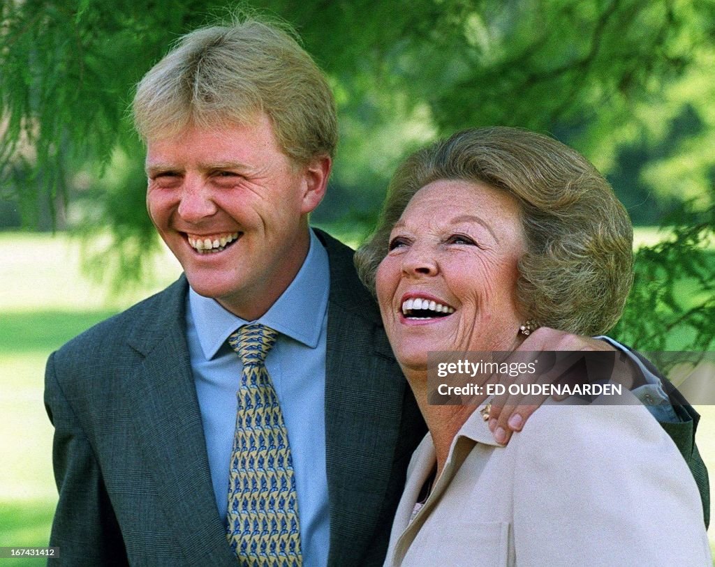 TOPSHOT-NETHERLANDS-QUEEN-CROWNPRINCE