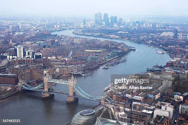 elevated view of east london - east london fotografías e imágenes de stock