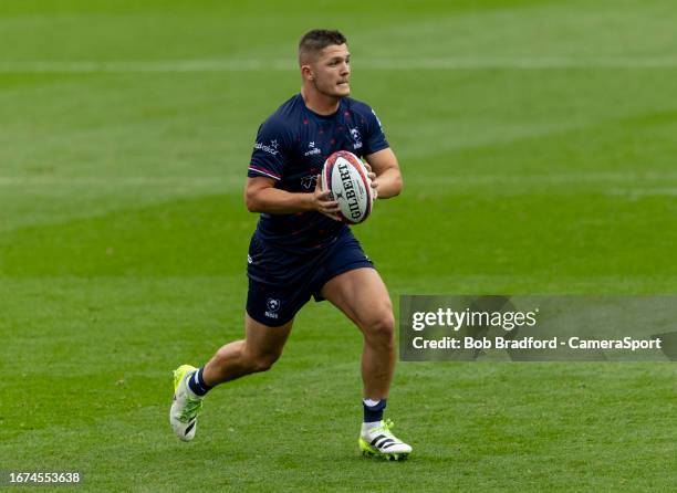 Bristol Bears' Callum Sheedy during the Premiership Rugby Cup Round 2 Pool D match between Bristol Bears and Ealing Trailfinders at Ashton Gate on...