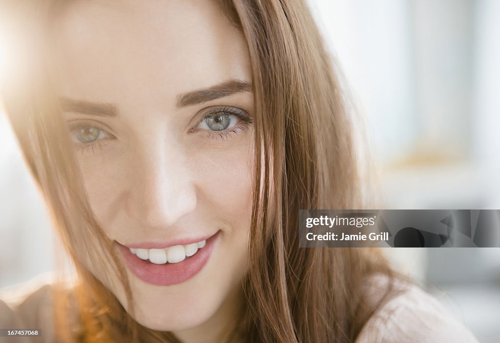 USA, New Jersey, Jersey City, Portrait of young woman