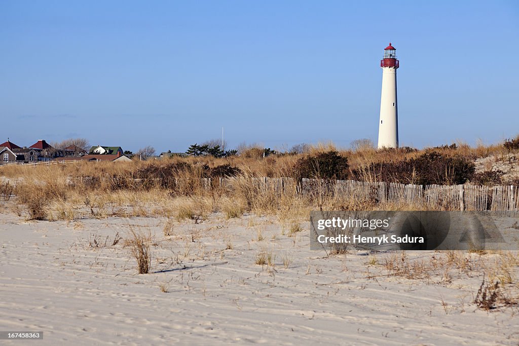 USA, New Jersey, Cape May, Lighthouse on beach